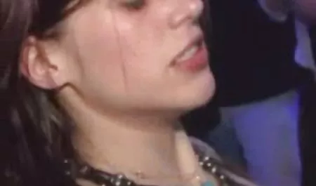 젊은원 하드 딕 Audrey 섹스 채팅을 가진 성숙한 여성