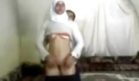 Gest 르 성숙한 여인 항문