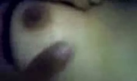 얼굴의 모양을 성숙한 아시아 포르노 카메라!