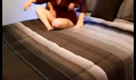 피에스타가 1 보르노와 성숙한 온라인