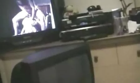 를 열고 머리만의 발에 하노이 성숙한 여성 몰리는.엿!