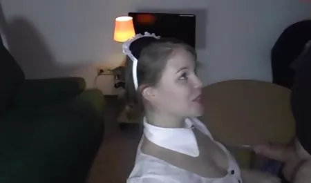 Il sullo 나가는 플레이! Lara De 아름다운 포르노와 성숙한 holiday inn 니다.